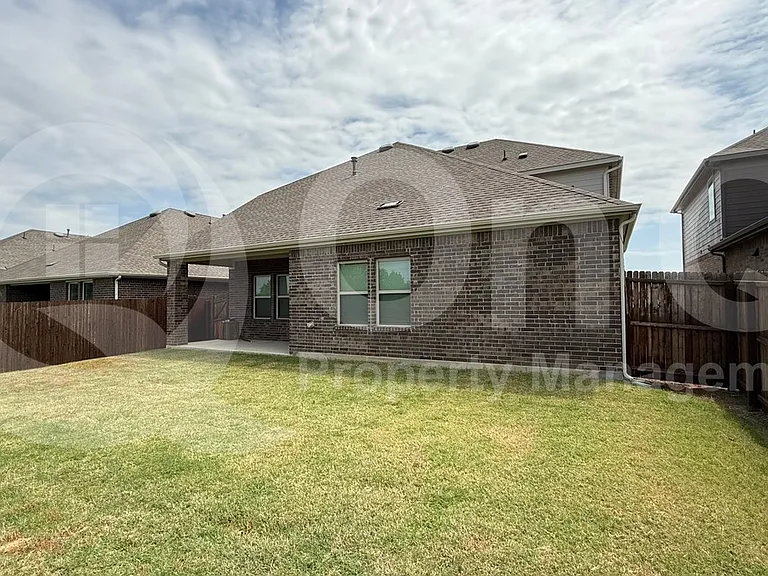 2901 Bald Eagle Blvd — Photo 24