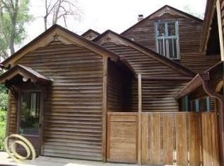 1155 Wanda St, Walled Lake, MI 48390