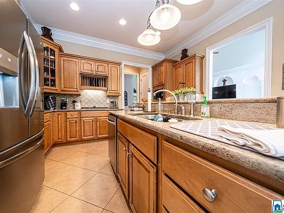 5th image of 5255 Lake Crest Cir