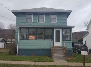 44 Davis Ave, Hammondsport, NY 14840