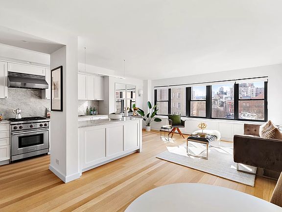 4th image of 45 W 10th St APT 7E