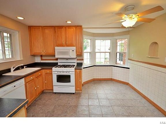 2nd image of 6623 Bancroft Ave