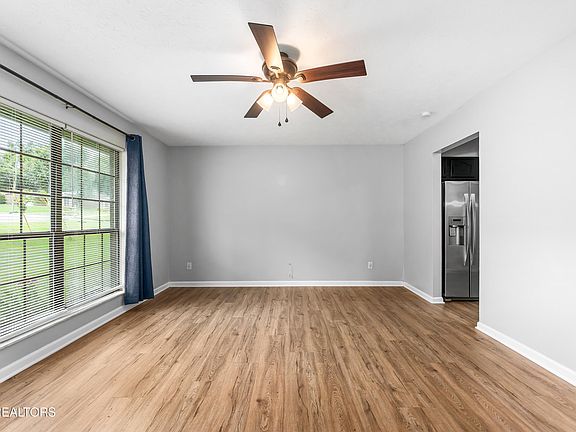 2nd image of 4905 Angelia Dr