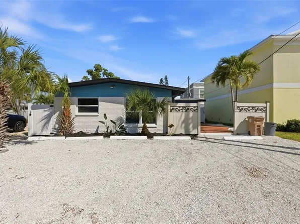 14906 N Bayshore Dr, Madeira Beach, FL 33708