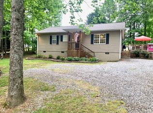 1102 Hood St, Cleveland, GA 30528