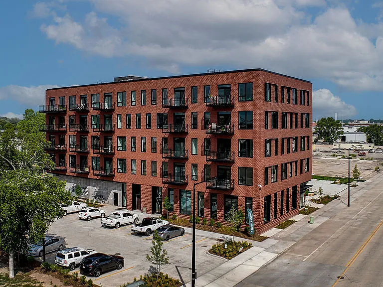 The Common Place Apartments — Photo 18
