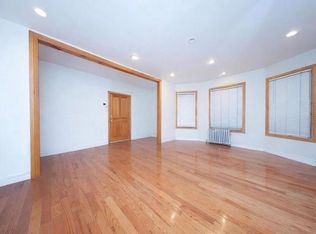 160 Bay 28th St #1, Brooklyn, NY 11214