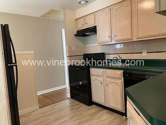 2nd image of 10267 Coburg Lands Dr