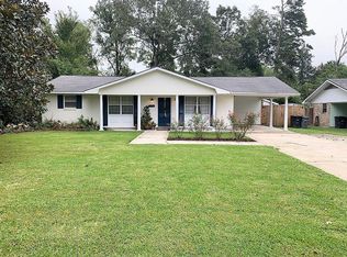 1074 Baird Dr, Baton Rouge, LA 70808