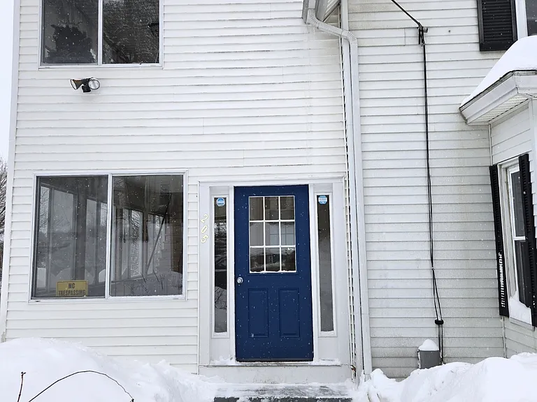 205 Pine St #1 — Photo 7
