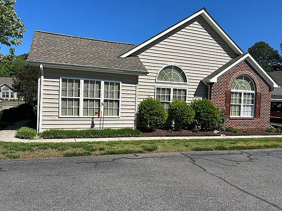 101 Tee Reach — exterior photo
