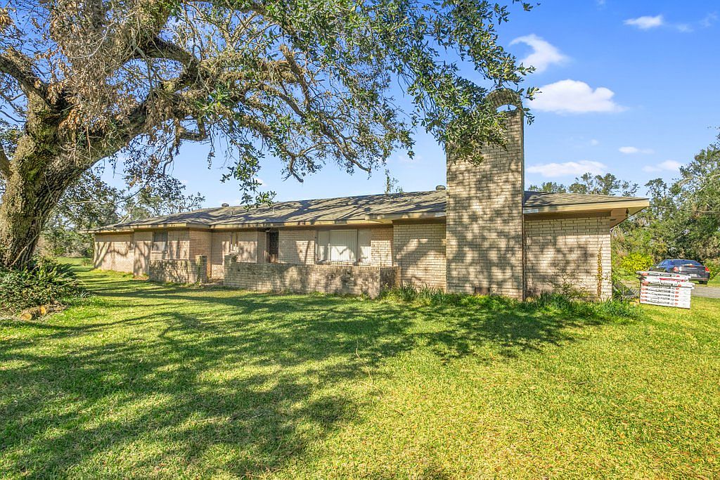 5244 Choupique Rd R, Sulphur, LA 70665 Zillow