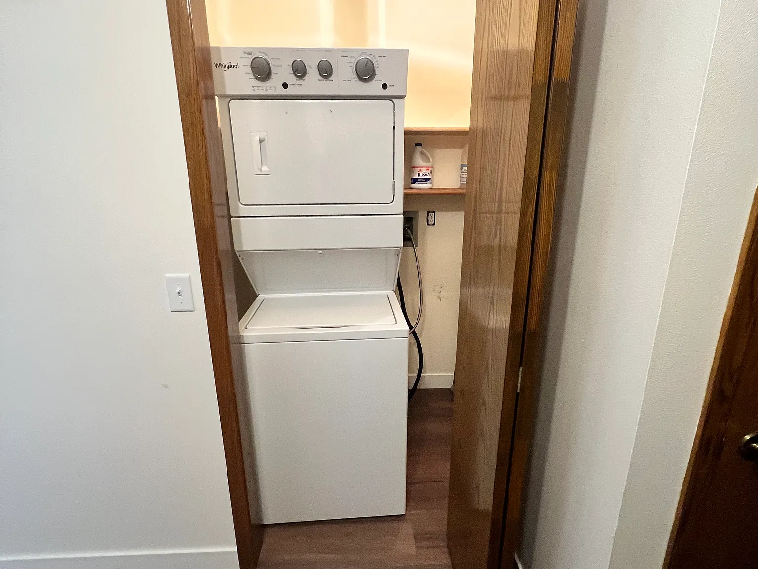 102 Oak Ct — Photo 4
