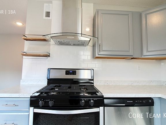 5th image of 112 W 51st St #301