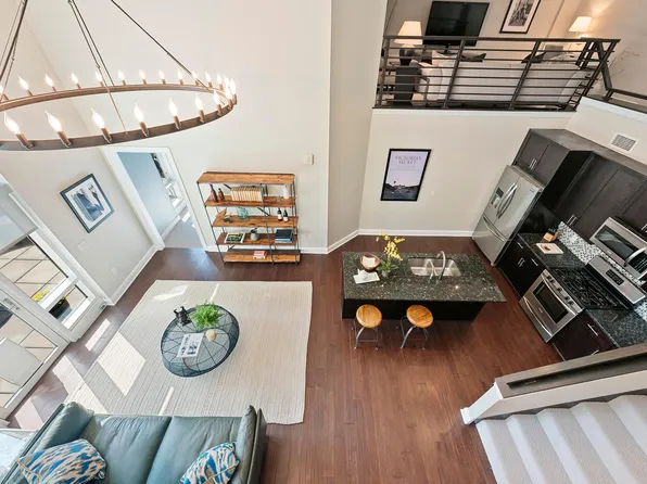 1145 N High St #210, Columbus, OH 43201