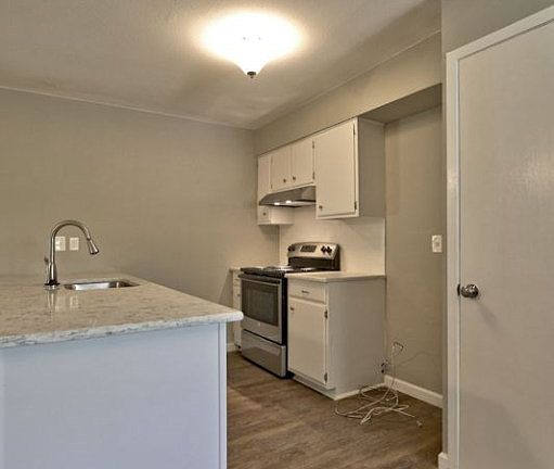 5th image of 4030 Flint Hl