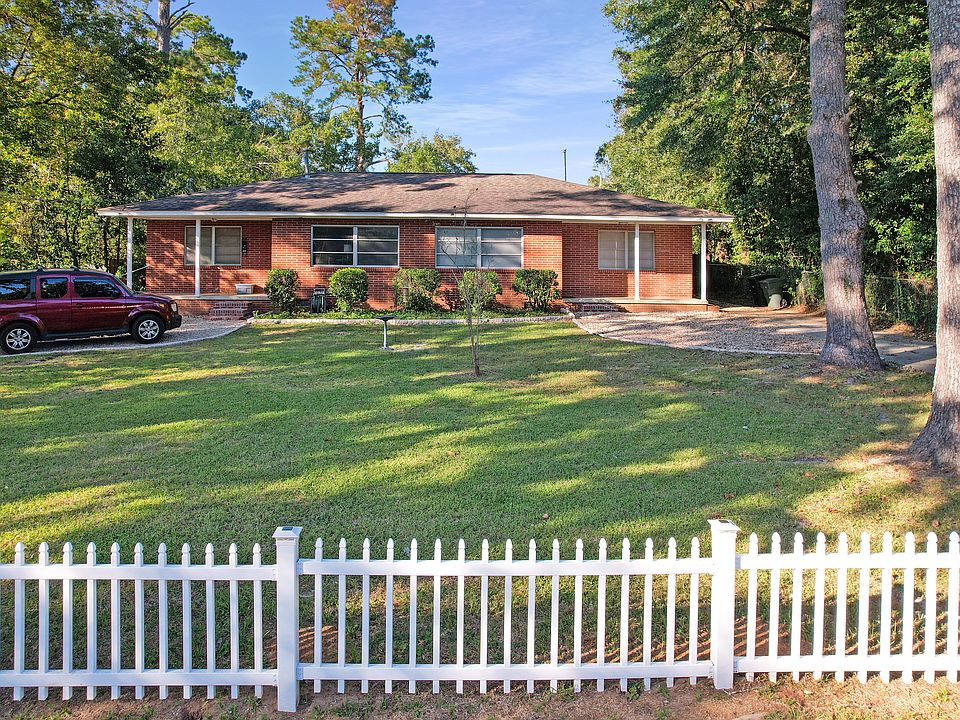 Charming 1960s cottage