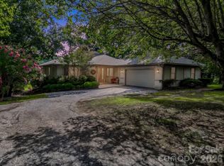 234 Club Rd, Tryon, NC 28782