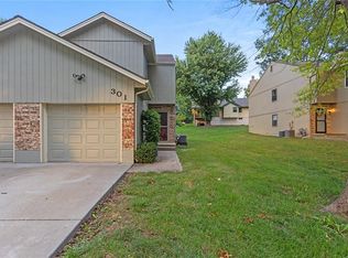 301 NE Churchill St, Lees Summit, MO 64086