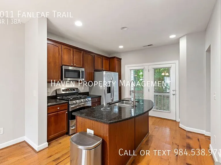 8011 Fanleaf Trl — Photo 10