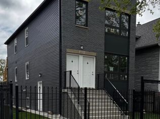 4258 W Augusta Blvd #2, Chicago, IL 60651
