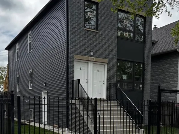 4258 W Augusta Blvd #2, Chicago, IL 60651