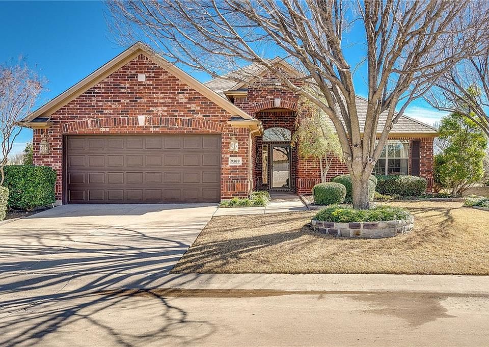 1st image of 9509 Lindenwood Trl