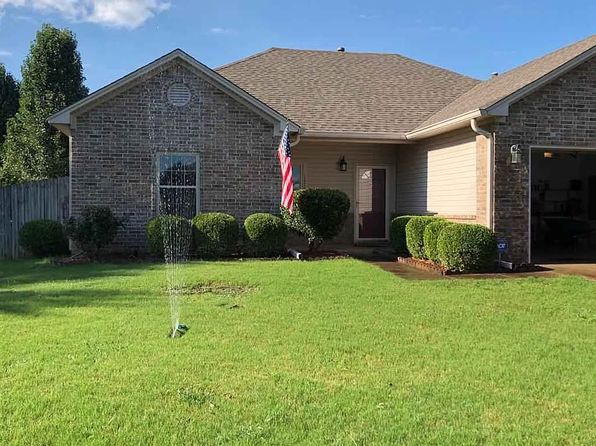 1720 Hidden Creek Dr