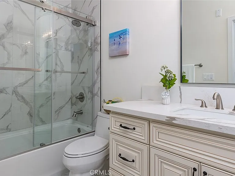 89 N Grand Oaks Ave #103 — Photo 12