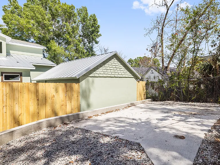 3208 N Rome Ave — Photo 5