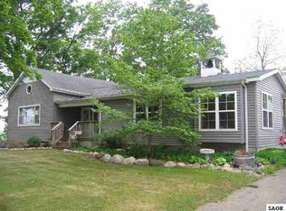 370 N Baldwin Rd, Owosso, MI 48867