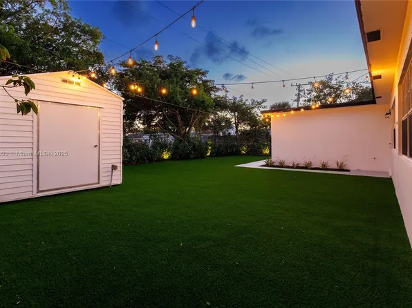 610 NW 15th Mnr, Pompano Beach, FL 33060