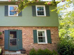 97 Georgetown Grn, Charlottesville, VA 22901