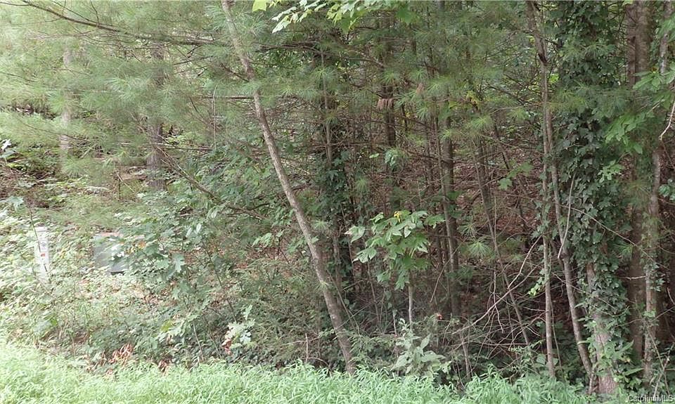 1st image of 19 Turkey Creek Rd