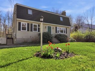 15 Briarwood Rd, Rutland, MA 01543