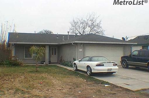 1st image of 630 S Pershing Ave