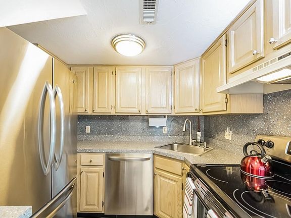 4th image of 200 Falls Blvd Unit A303