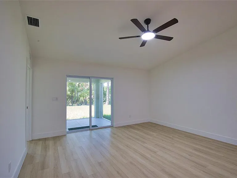17147 Carleen Ave — Photo 25