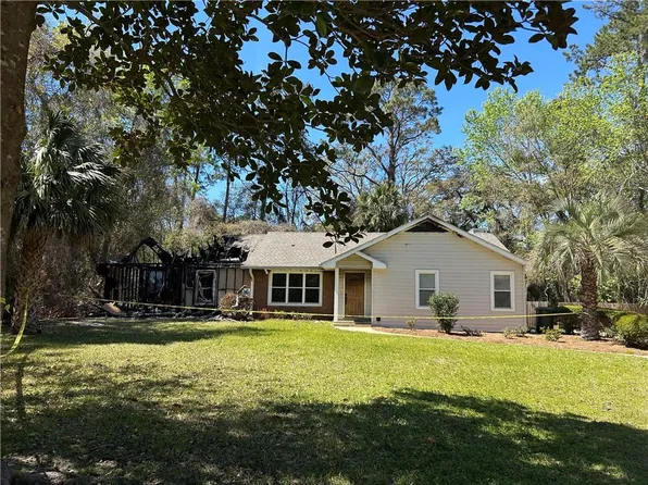 102 Mackqueen Dr, Brunswick, GA 31525