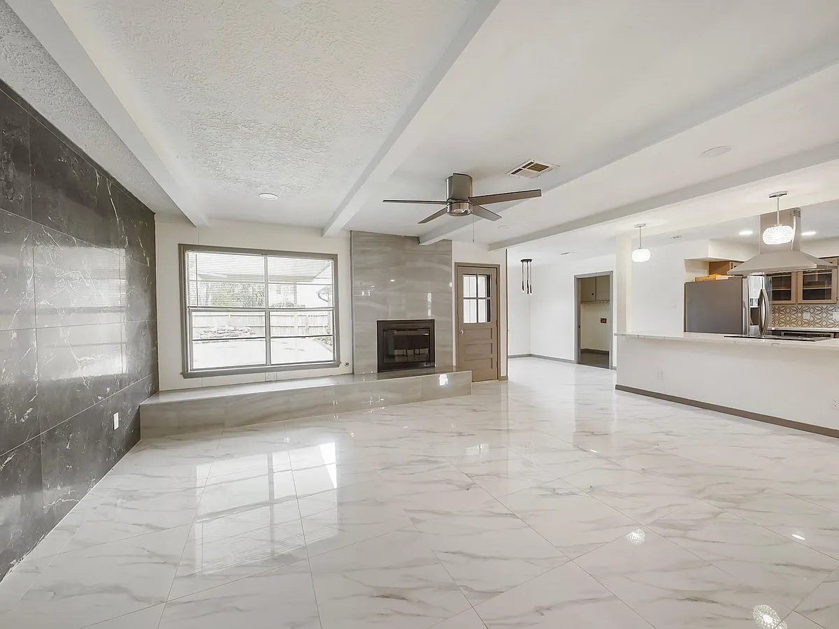 Building Photo - 14202 Piping Rock Ln