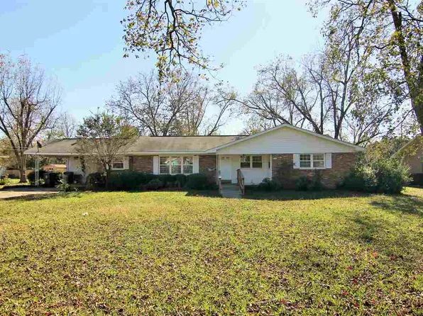 309 Pecan Ave, Fort Valley, GA 31030