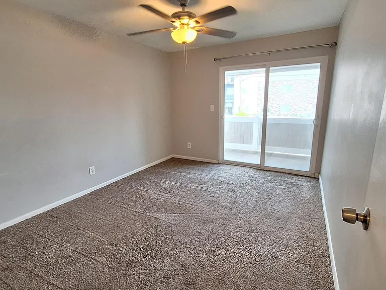 2640 W 3800 S — Photo 4