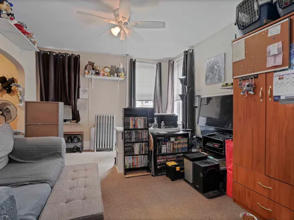 60-46 Putnam Avenue image 13 of 47