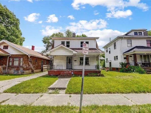 1904 Oakridge Dr, Dayton, OH 45417