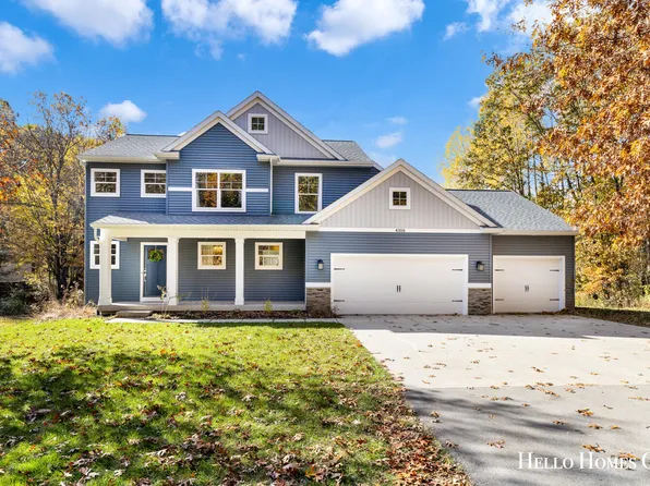 4356 Amazon Dr, Lowell, MI 49331