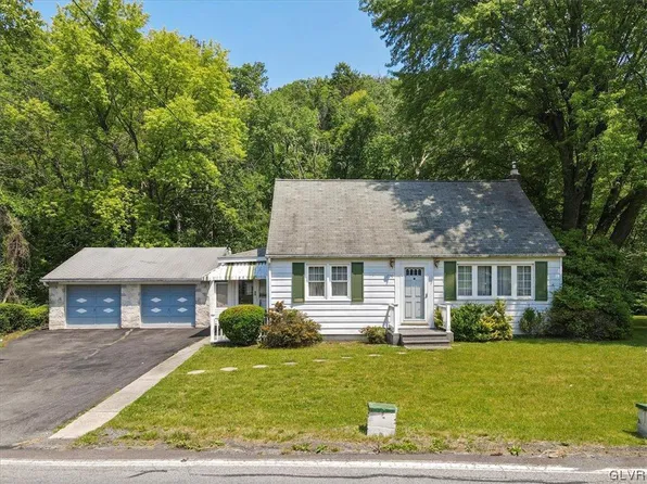 790 Fireline Rd, Palmerton, PA 18071