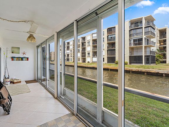 4th image of 100 Waterway Dr S APT 106