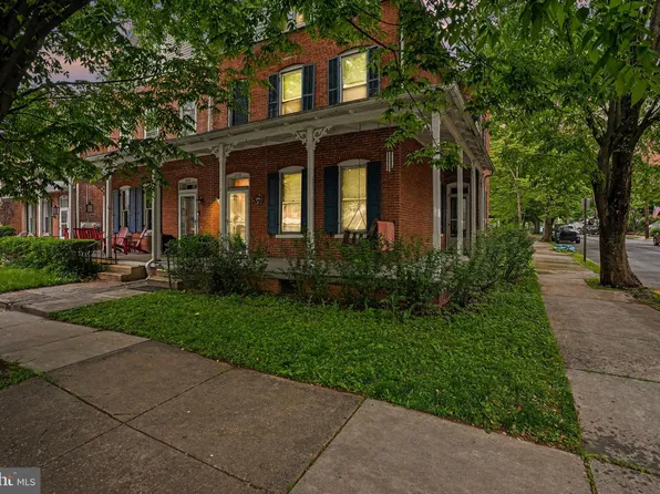 236 S West St, Carlisle, PA 17013