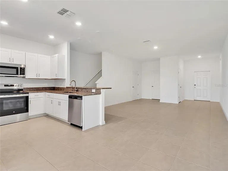 11331 E 65th Ter — Photo 10