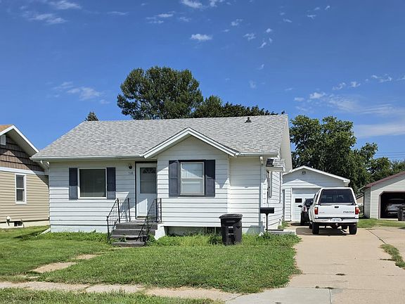 2nd image of 518 N Center St